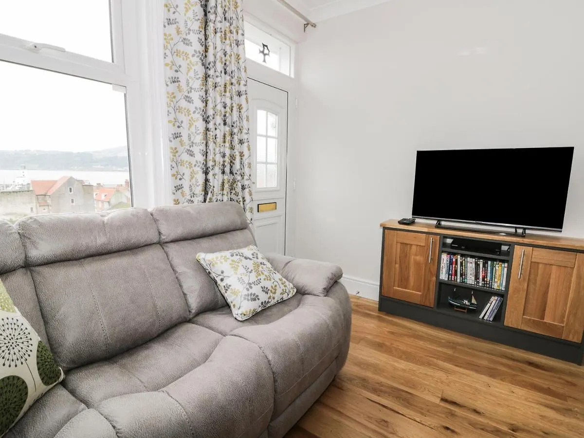 Coastwatch Cottage Scarborough 0*,