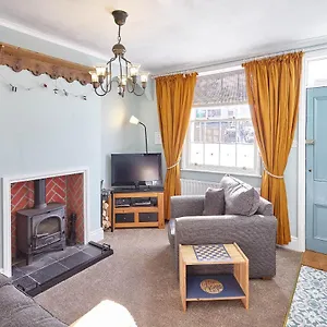 Host & - Friths Holiday home
